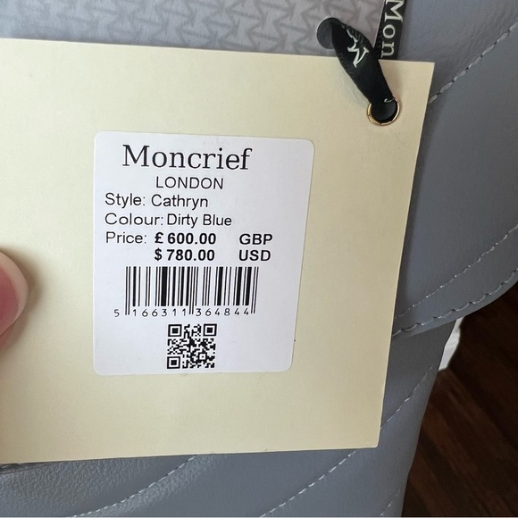 MONCRIEF LONDON LEATHER QUILTED SHOULDER/CROSSBODY BAG TAUPE  NWT Moncrief of London Cathryn Elegant Blue Quilted Shoulder Bag